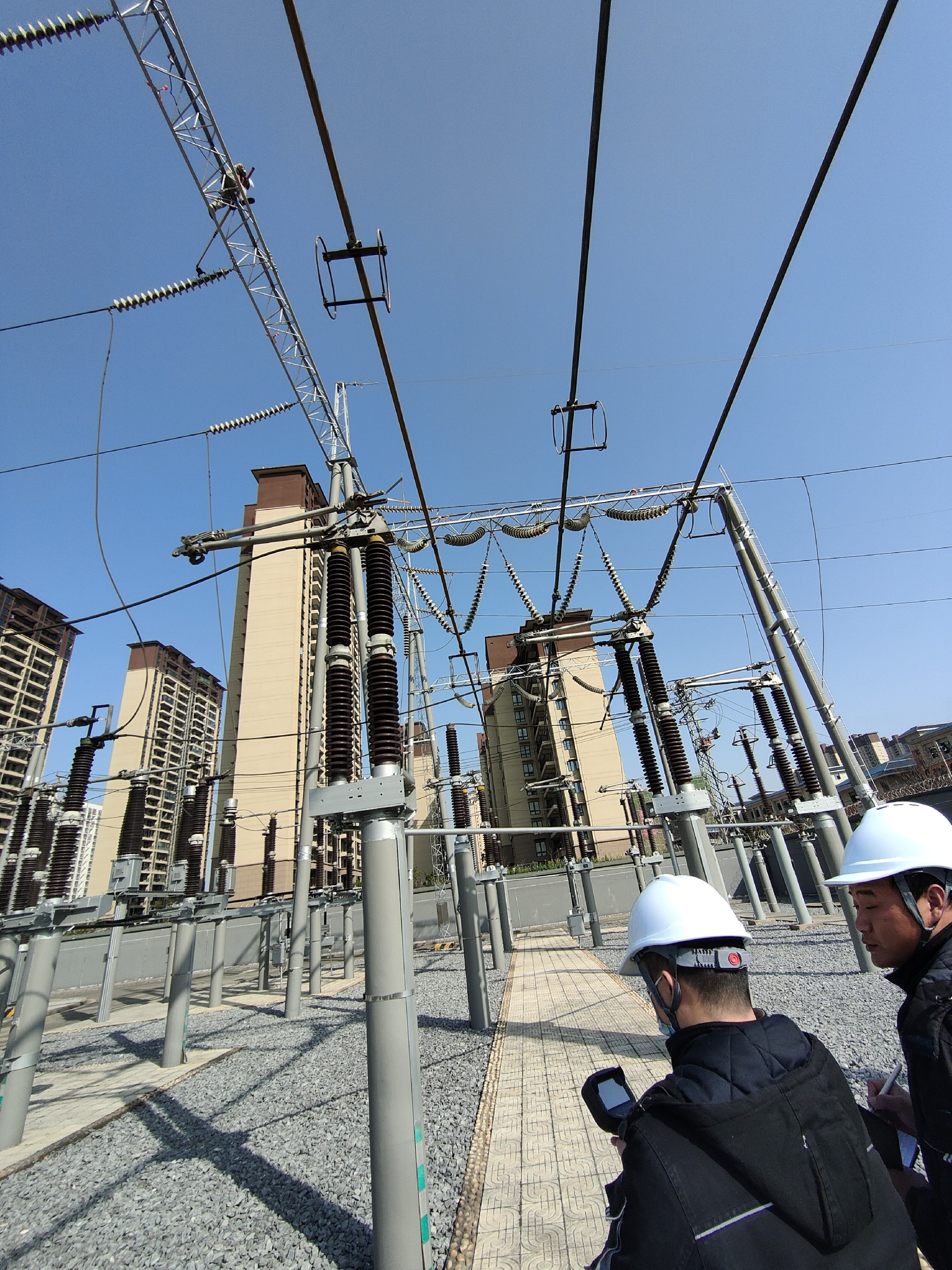 1678159281210961.jpg 湖北絕緣子零值檢測(cè)現(xiàn)場(chǎng)