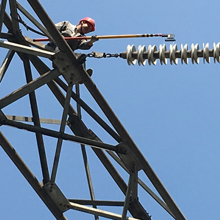 海沃迪電氣絕緣子零值檢測現(xiàn)場